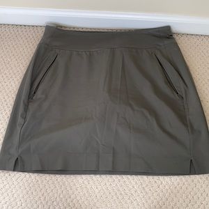 Athleta Soho Skort, size 4